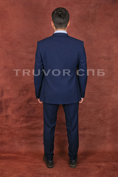 KAV_0033_resized (1)